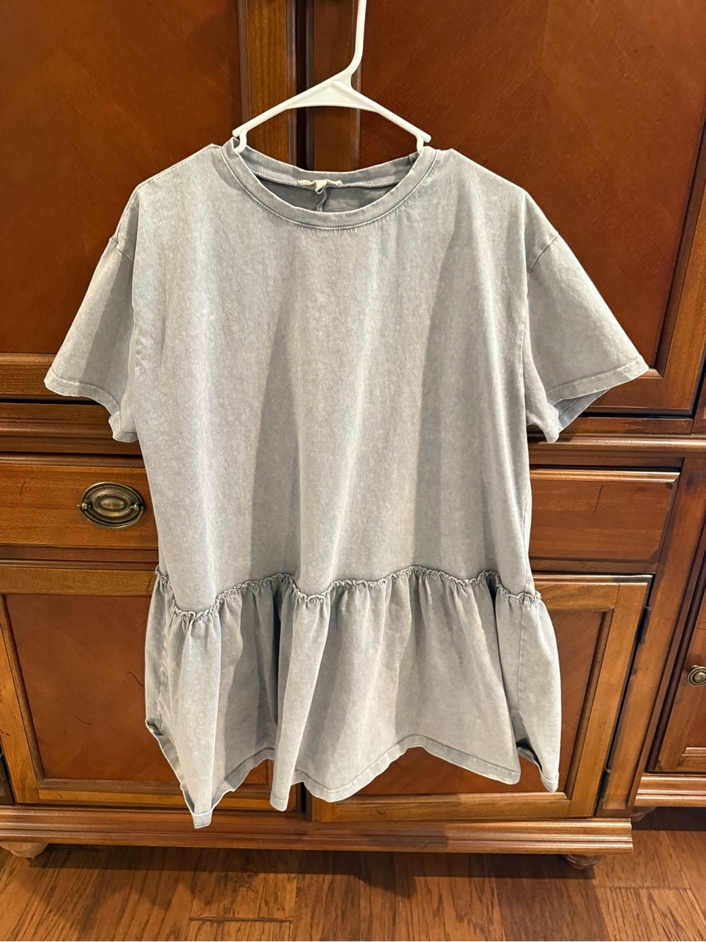 easel Washed Gray Peplum Tunic Tee